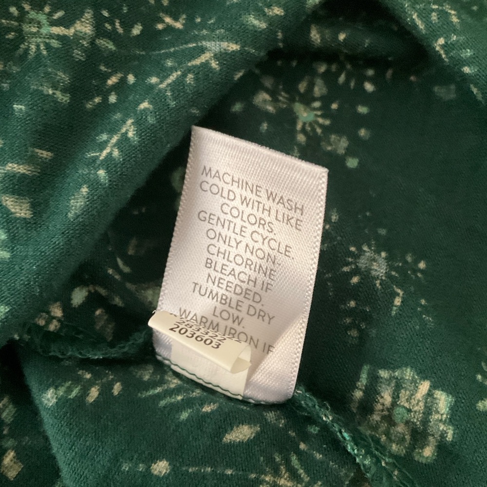 NEW J. Jill Large Petite Green Snowflake Print Henley Long Sleeve Blouse - Picture 11 of 11